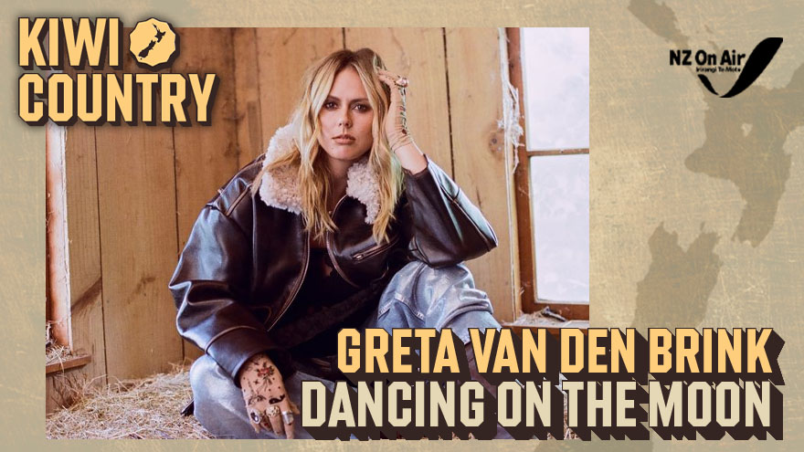 Greta van den Brink 'Dancing On The Moon'
